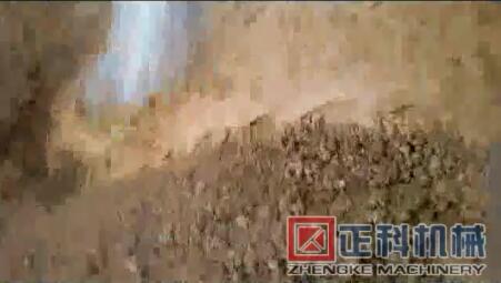 草莓污视频機械河卵石篩洗生產線現場視頻